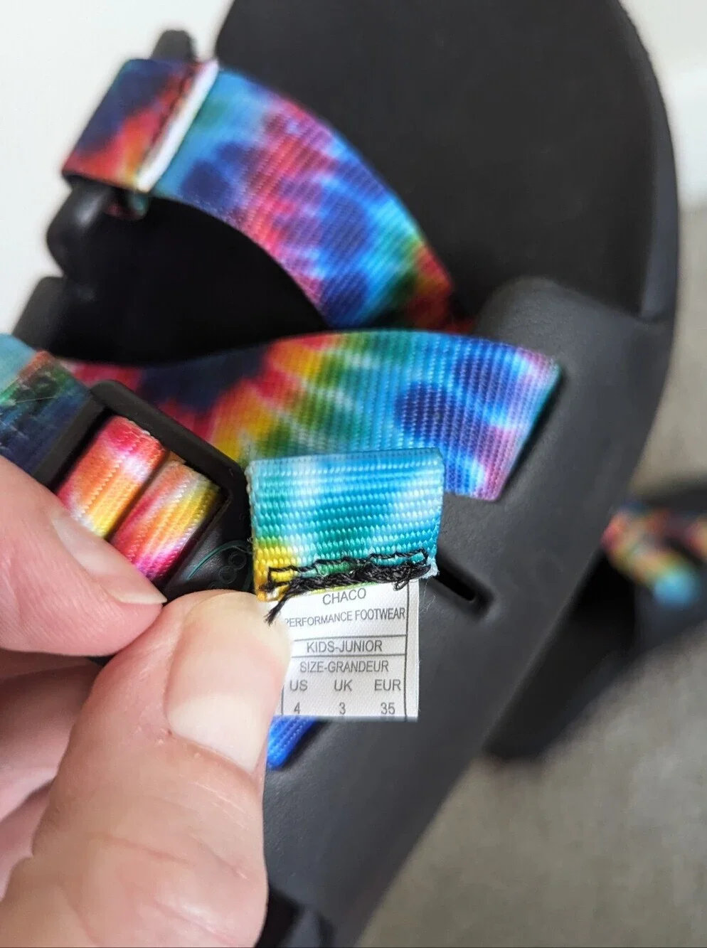 Chaco Kids Chillos Slides Sandals - Rainbow Tie Dye sz 4
